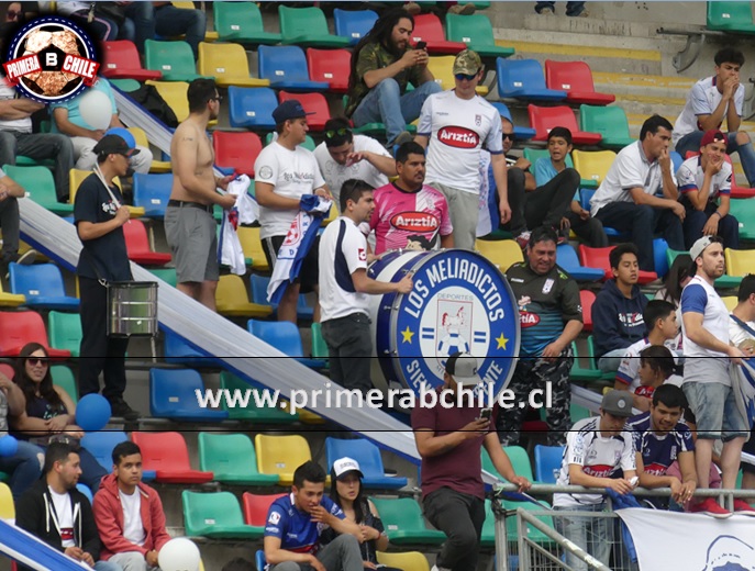 El gesto que conmovió a los hinchas de Magallanes ante el aguante de la barra de Deportes Melipilla