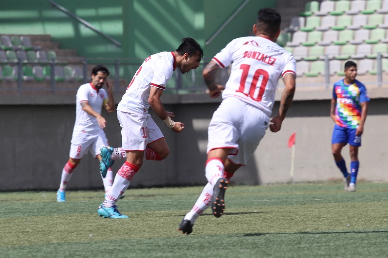 CAMILO PONCE CELEBRA EL GOL A ARICA