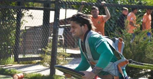 Ya es oficial: Joaquín Montecinos no sigue en O'Higgins de Rancagua. El ex seleccionado chileno deberá buscar un nuevo desafío en su carrera, luego que los celestes anunciaran a través de sus redes sociales la salida del delantero.