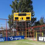 La cancha del Municipal de San Felipe sufre con amistoso de leyendas de Colo Colo