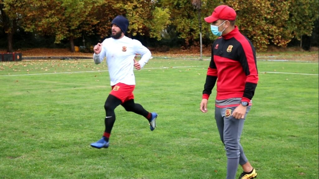 GARY TELLO YA ENTRENA EN RANGERS