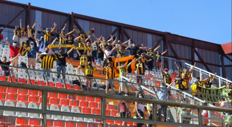 HINCHAS DEL VIAL EN CALAMA 2