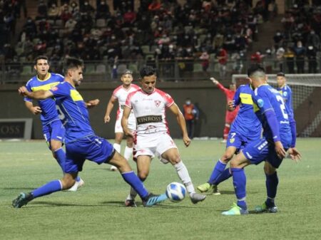 DEPORTES COPIAPÓ Y BARNECHEA INTENSA PARIDAD | PrimeraBChile.cl - El ...