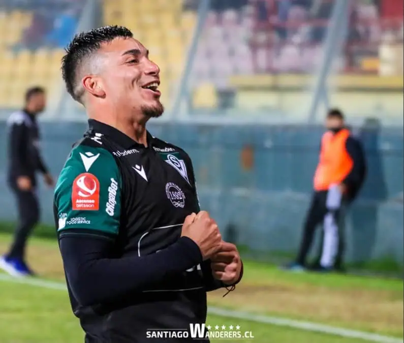 Delantero wanderino no continuará y volverá al club dueño de su pase en Segunda División