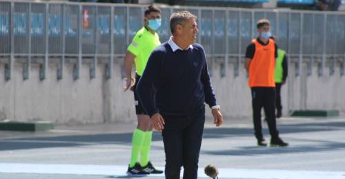 Un histórico técnico regresa al afligido Deportes Iquique. El cuadro de los "dragones celestes" lo está pasando mal y marcha colista de la tabla de posiciones de Primera División, seriamente complicado con el descenso a Primera B. José Miguel Cantillana y Deportes Iquique están listos para enfrentar al Santiago Morning de la "Nona" Muñoz