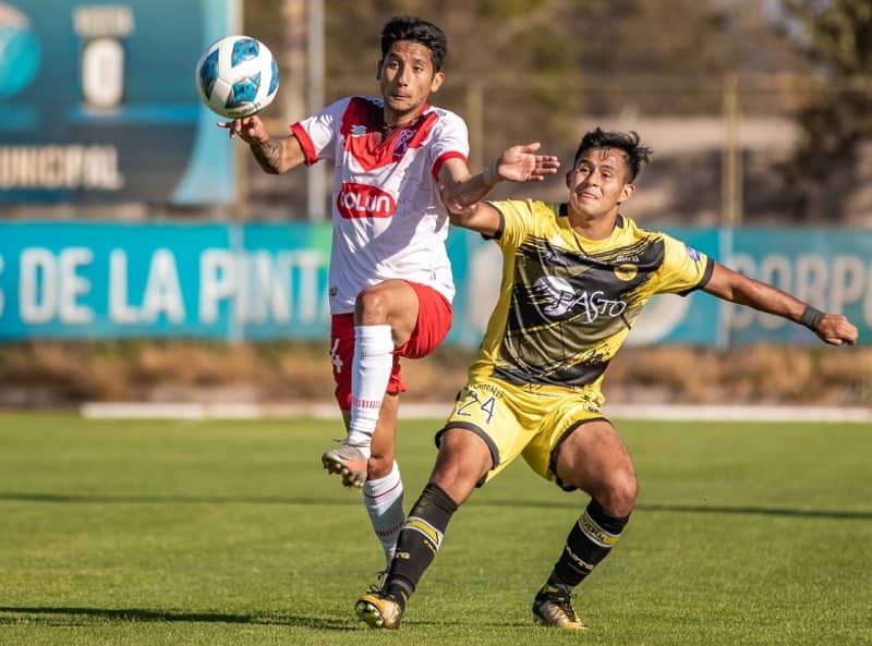 Deportes Valdivia se refuerza con tres jugadores provenientes de equipos de la Primera B