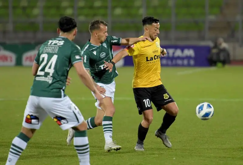 La desolación del Chueco Ponce era evidente tras la derrota de Wanderers frente a San Luis.