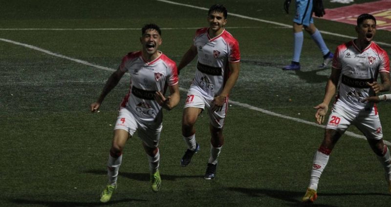 Deportes Copiapó venció a Deportes Recoleta 3 a 2 a pesar de un error arbitral en el final. 1B 2022 agosto. (foto Agustín Ortiz).