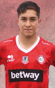 Fabian Gonzalez con la camiseta de Union La Calera.