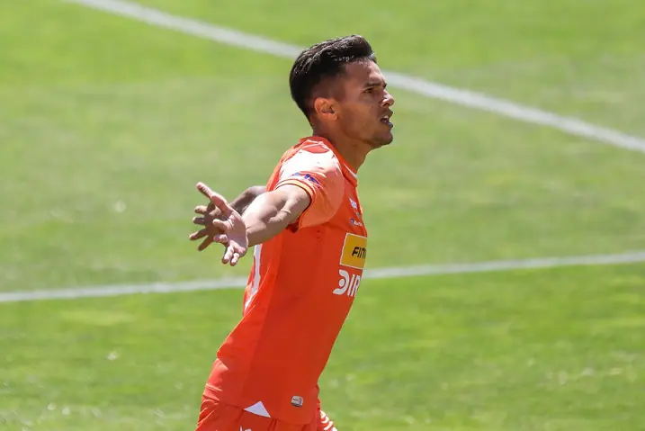 Magallanes da un golpe en el mercado y se queda con una ex figura de Cobreloa: Maximiliano Cuadra.