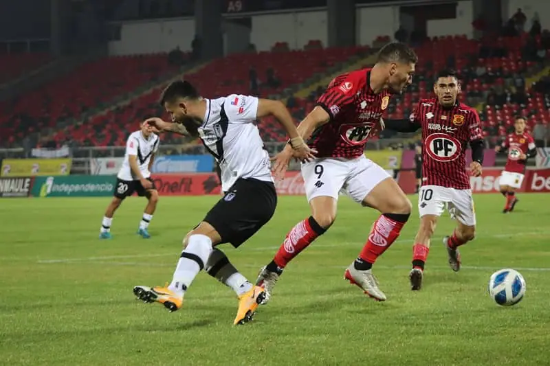 Hay una norma en el reglamento de la Primera B que permite fichar más de tres jugadores para la segunda rueda.