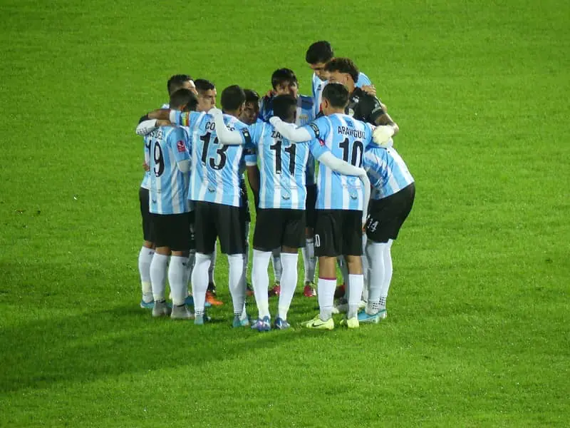 Magallanes e Iquique jugarán en el Municipal de La Pintana