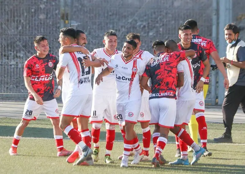 Unión San Felipe extendió su gran arranque: derrotó a Barnechea en Santiago