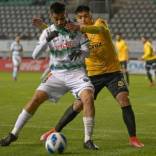 Deportes Temuco consiguió su tercera victoria al hilo derrotando a un San Luis lleno de expulsiones. 1B 2022 septiembre