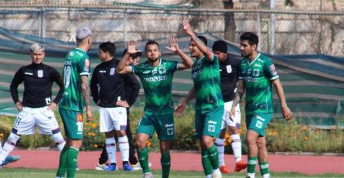Deportes Puerto Montt cerró un gran fichaje para ir por el ascenso a Primera B Temuco venció a domicilio a Melipilla y lo deja en zona de descenso. Respira Barnechea. 1B 2022 septiembre. (Reiner Castro, Camacho, Bustamante y Yerko Aguila)