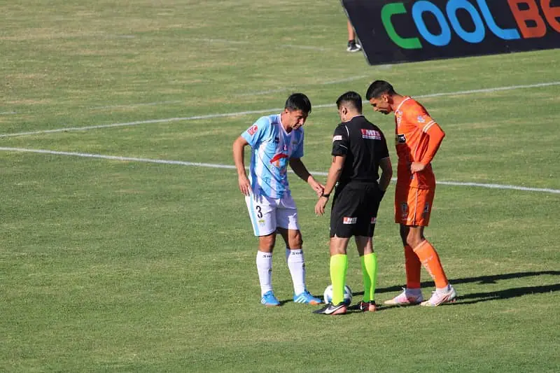 Un futbolista de Magallanes fue denunciado por Cobreloa