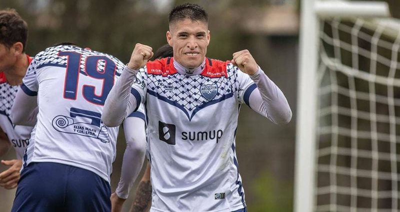 Deportes Recoleta consiguió un triunfo clave 2 a 1 sobre Deportes Santa Cruz. 1B 2022 octubre.
