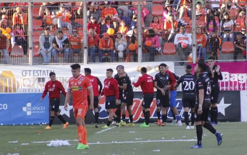 Cobreloa cerró su campaña 2022 salvando el invicto en casa. 1B 2022 noviembre.