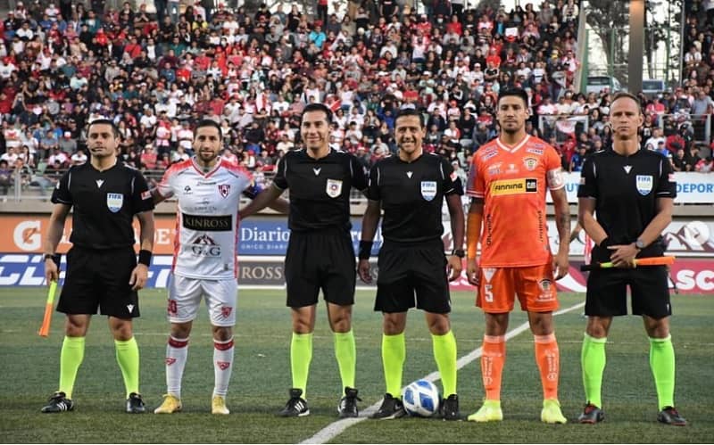 Deportes Copiapó y Cobreloa igualaron 0-0 en la ida por el segundo ascenso a Primera División