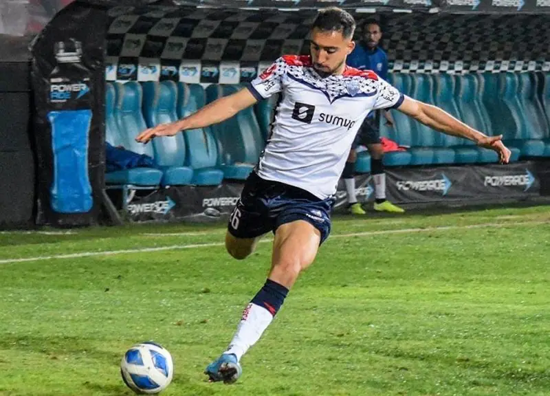 Delantero de Recoleta parte al fútbol de Palestina. Nicolás Zedán.