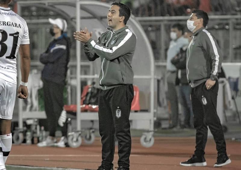 Fabián Marzuca se convirtió en el nuevo entrenador de Deportes Santa Cruz