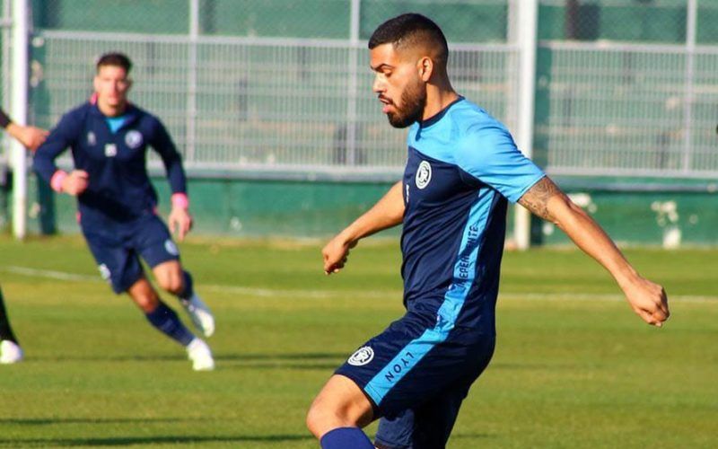 San Marcos de Arica se llevaría a un futbolista que ascendió con Deportes Iquique. Se trata del defensa argentino Franco Ledesma, quien el 2023, integró el plantel con el que el archirrival de los ariqueños logró regresar a Primera División, luego de quedarse con una dramática definición por penales frente a Santiago Wanderers. Cayó el quinto Iquique se refuerza con un zaguero argentino (Foto de Franco Ledesma).