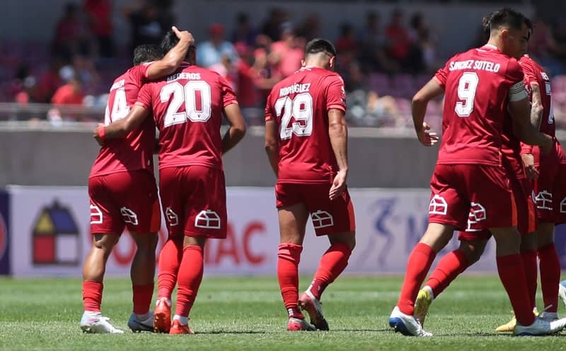Deportes La Serena se impuso 3 a 1 a Santiago Wanderers