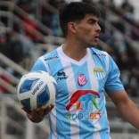 Un campeón con Magallanes fue anunciado como nuevo refuerzo albiceleste. Hablamos de Gino Alucema, mediocampista que el 2022 integró el plantel con el que los albicelestes ganaron el torneo de Primera B, la Copa Chile y la Supercopa. Gino Alucema fue oficializado como refuerzo de Barnechea para el 2023