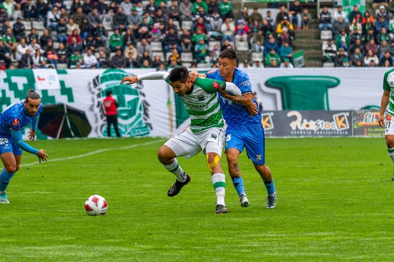 Deportes Temuco logró empatar ante San Marcos con agónico gol de su arquero Yerko Urra