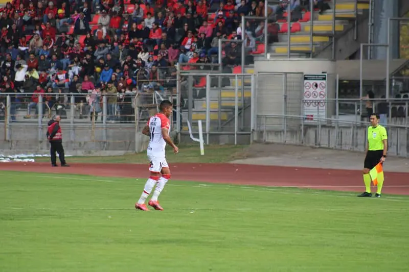 Mario Briceño revivió su paso por Rangers de Talca