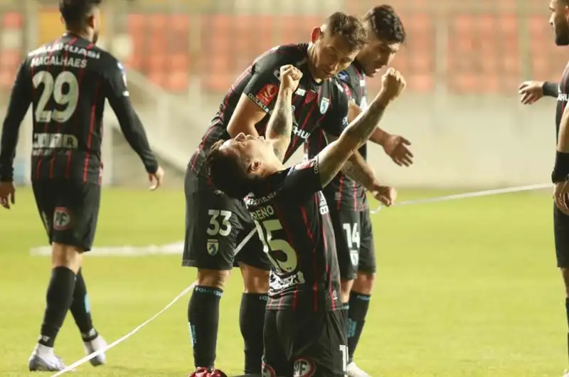 Deportes Iquique ya es tercero en la tabla de posiciones de la Primera B tras derrotar a Deportes Antofagasta.