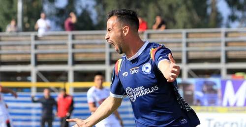 Es figura en Segunda División: El delantero que descartó la opción de fichar en Cobreloa Diego Bielkiewicz podría reforzar a Deportes Puerto Montt.