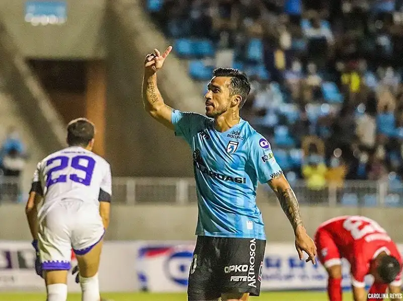 Edson Puch regresa al fútbol profesional. Todo indica que lo hará en Deportes Iquique