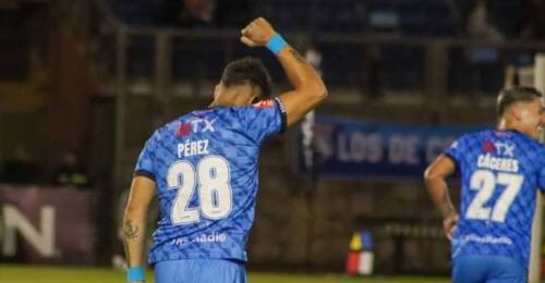 Deportes Puerto Montt se reforzará con un delantero campeón en la Primera B: Sebastián Pérez.
