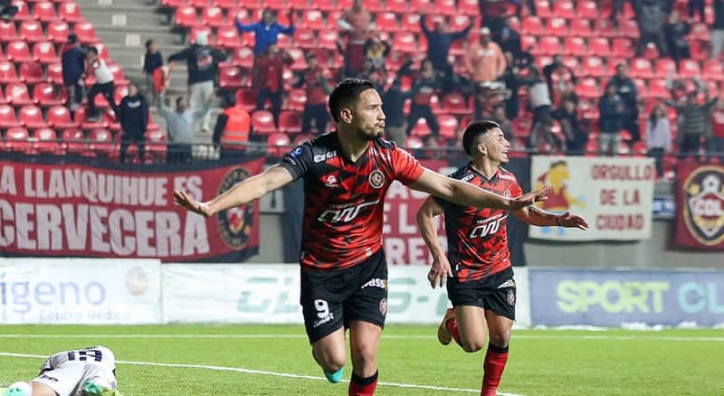 Deportes Limache sigue firme como líder de la tabla de posiciones de Segunda División.