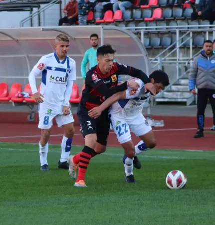 Deportes Santa Cruz cayó en Talca ante Rangers por la fecha 17 de la Primera B.