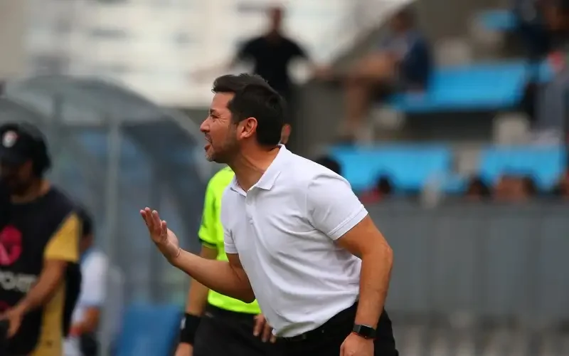 Cayó el primer técnico en el fútbol chileno temporada 2025 Ya habría un técnico caído en el fútbol chileno temporada 2025: Francisco Arrué. Francisco Arrué, director técnico de San Marcos de Arica, cargó contra la programación de la ANFP en Copa Chile.