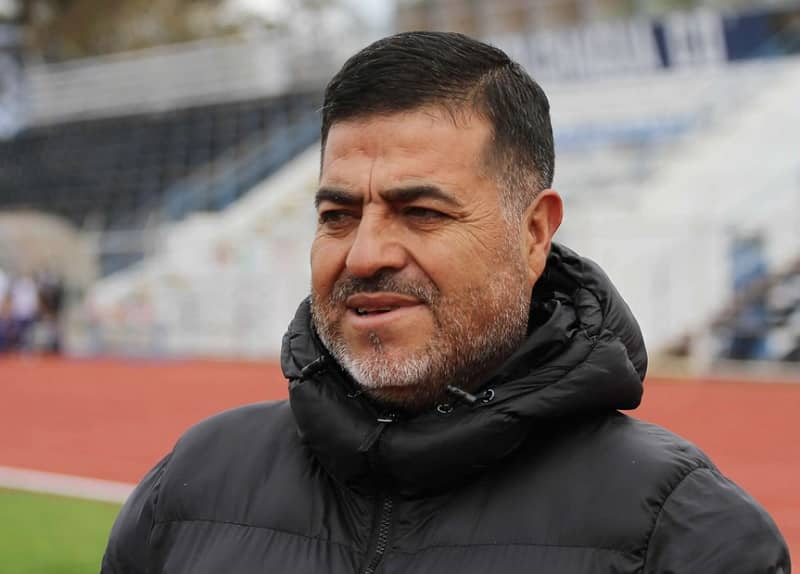 General Velásquez tiene nuevo entrenador.