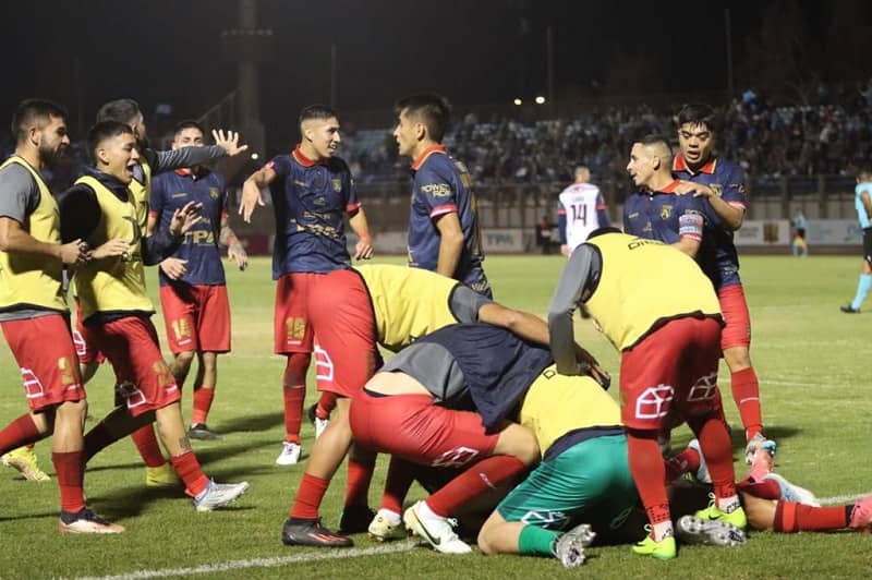 San Marcos de Arica derrotó a Deportes Recoleta.