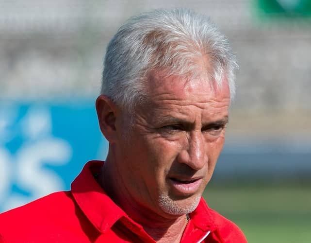 La reacción de Magallanes ante la demanda que alista el ex cuerpo técnico albiceleste La reacción de Magallanes ante la demanda que alista el cuerpo técnico que encabezaba Ivo Basay Magallanes anuncia a su nuevo DT para salir de los últimos lugares de la tabla de Primera B