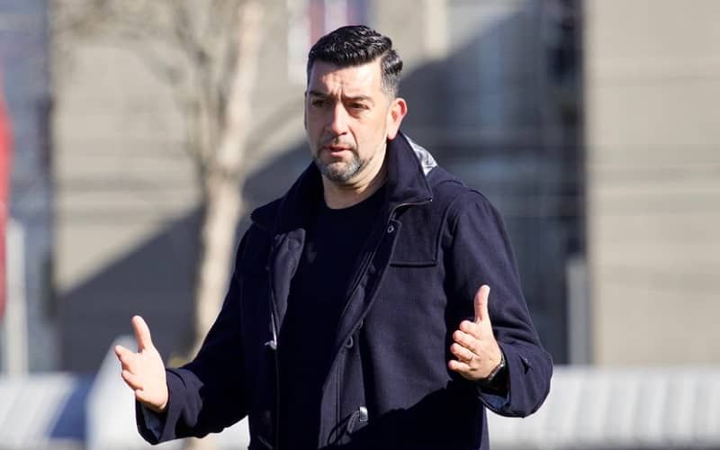 Rangers: Director deportivo y caída de refuerzo Enzo Guerrero