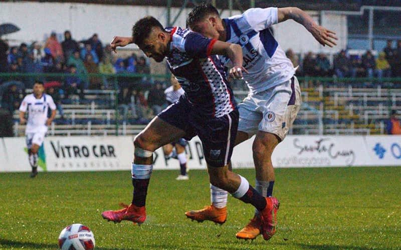 Deportes Recoleta igualó ante Deportes Santa Cruz en la fecha 25 de Primera B.
