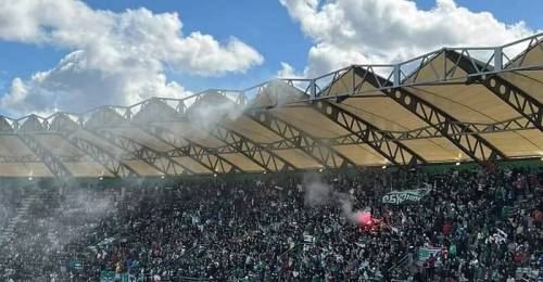 Deportes Temuco cambia totalmente pero Valencia pone mesura: “Nadie es un mago ni somos genios” Deportes Temuco quiere reencantar a su hinchada y para ello lanzó dos potentes promociones pensando en el duelo del domingo, 17:30 horas, vs Magallanes. Deportes Temuco tiene una hinchada de Primera División.