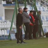 Deportes Santa Cruz tendría que buscar entrenador de emergencia Hernán Peña, DT de Deportes Santa Cruz.