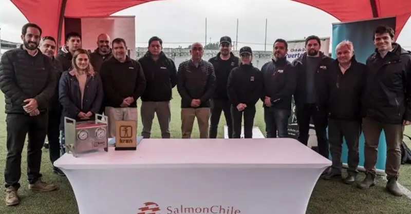 Pese al descenso, la industria del salmón fortalecería su alianza con Deportes Puerto Montt.