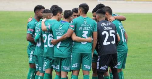 Un club de Segunda División no cumplió los requisitos para jugar el torneo. Se trata de General Velásquez, cuadro que según reveló su rival de turno en esta primera fecha, Concón National, no logró completar todas las exigencias que se establecen para ser parte del campeonato. General Velásquez ya tiene un candidato para DT 2024.