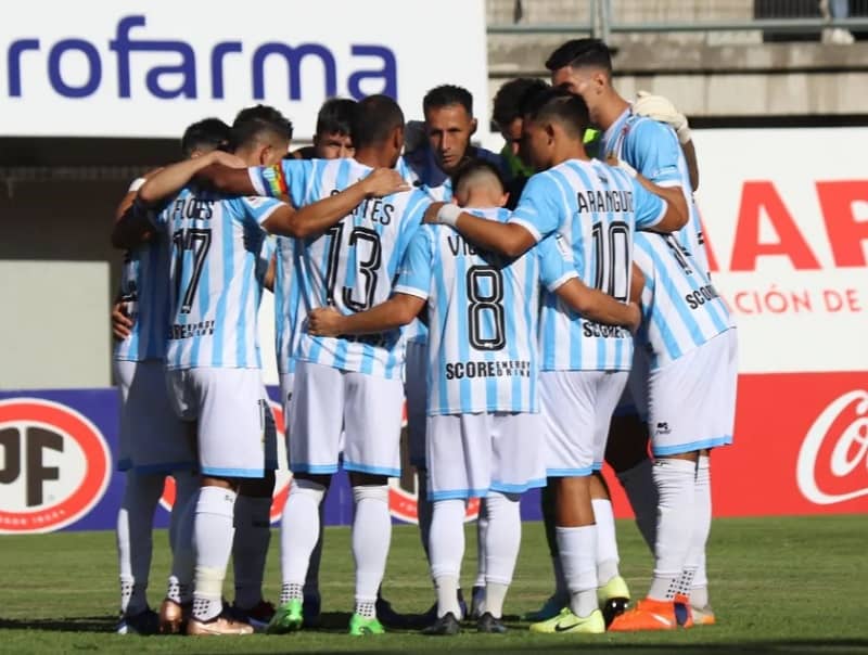 Curicó Unido y Magallanes se mantienen al borde del descenso a Primera B.