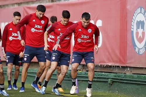 La posible oncena de Chile para duelo clave ante Paraguay