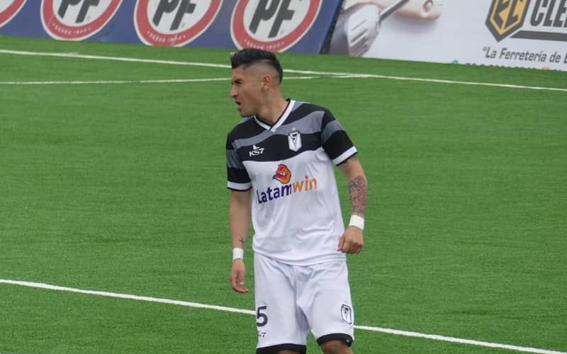 Kevin Egaña regresa al fútbol y tiene nuevo club en la Primera B. Deportes Copiapó le abrió nuevamente las puertas al lateral izquierdo, quien en los últimos seis meses no jugó profesionalmente, tras salir de Rangers de Talca a mitad de año, debido a razones personales. Rangers está a punto de cerrar a su primer refuerzo para el 2024. Se trata de Kevin Egaña.