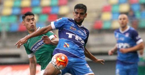 El lateral derecho y también volante por ese sector, Augusto Barrios regresó a San Marcos de Arica.